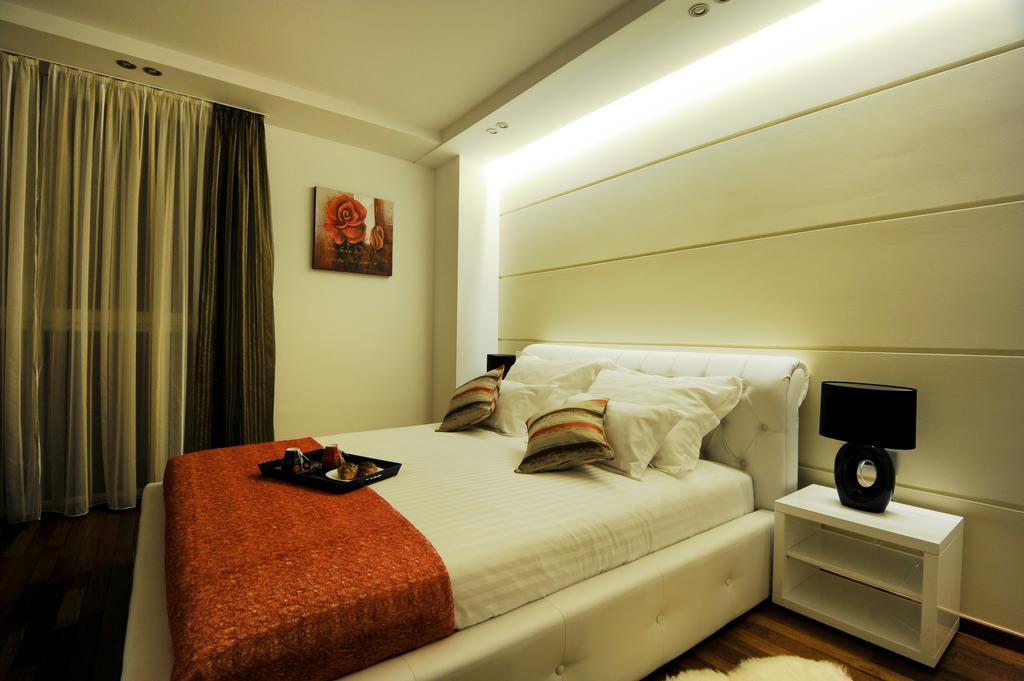 Main Street Studio And Rooms Zadar Extérieur photo