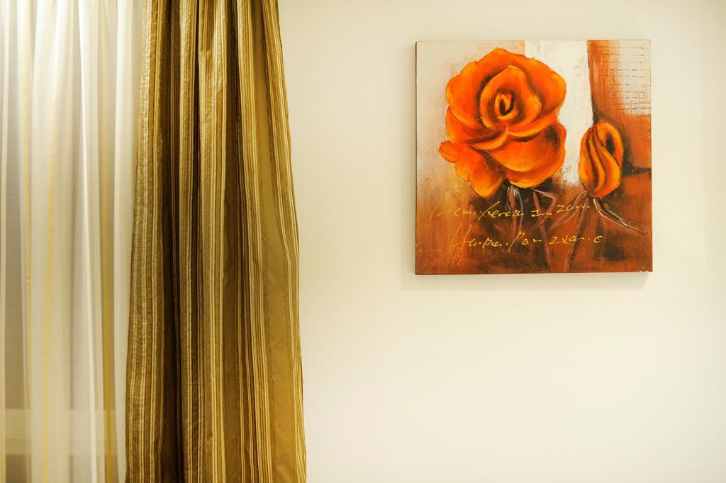 Main Street Studio And Rooms Zadar Extérieur photo